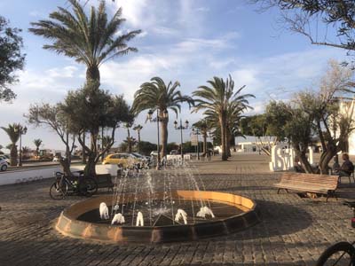 Fuerteventura 24
                                        (87)